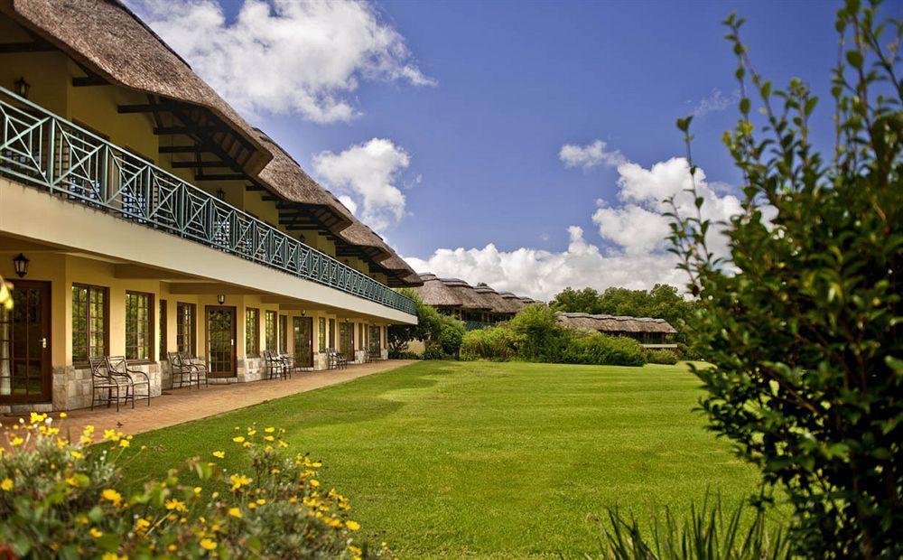 Champagne Sports Resort Drakensberg Екстериор снимка